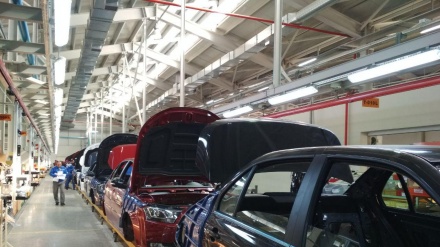 Auto: gruppo Iran Khodro intende aprire seconda linea di produzione in Azerbaijan