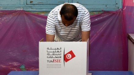 Karon Farko, Sojoji Da 'Yan Sanda Na Zabe A Tunisia 