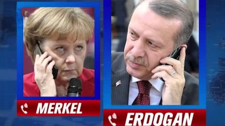 Erdoğan, Almanya Başbakanı Merkel ile telefonda görüştü
