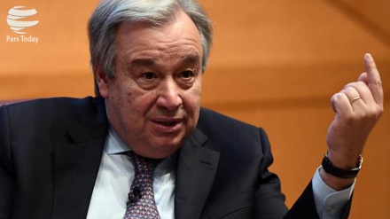 Gutters paralajmëron për një luftë të ftohtë