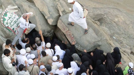 Arab Saudi Larang Jamaah Haji dan Umrah Berziarah ke Gua Hira