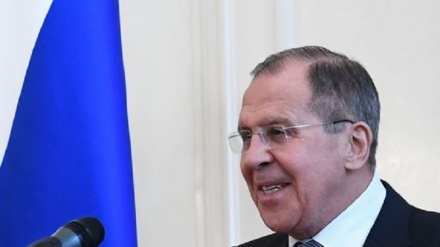 Lavrov a diplomatici espulsi: Mosca non si piegherà mai a ultimatum