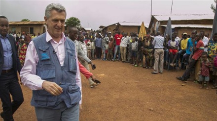 About 40 people fleeing violence drown off DR Congo