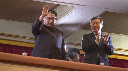 Kim attends South Korean K-pop stars concert in Pyongyang