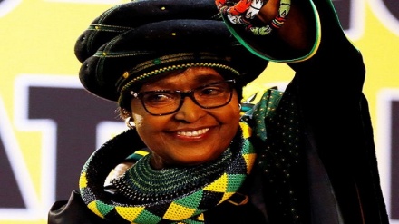 Afirka Ta Kudu: Winnie Mandela Tsohuwar Matar Marigayi Nelson Mandela Ta Rasu