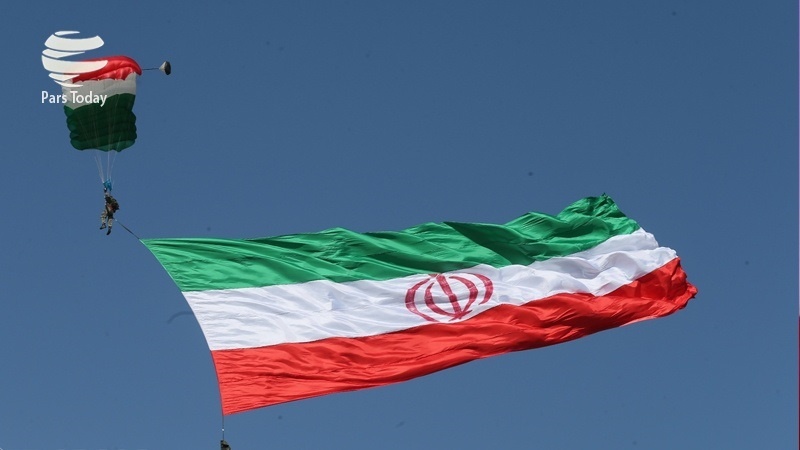  نمایش آخرین دستاوردهای ارتش ایران همزمان با روز ارتش