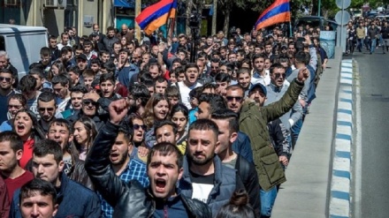 Эътирози арманиҳо ба ҷое нарасид

