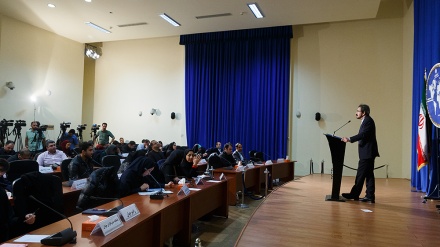 イラン外務省報道官、「現代の歴史は、アメリカ大使館の違法な活動に溢れている」