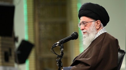 Irans Revolutionsoberhaupt: Angriff auf Syrien ist ein Verbrechen, USA werden wie zuvor scheitern