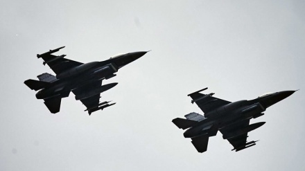 Syrien: US-Kampfjets bombardieren Hadschin mit Phosphorbomben 