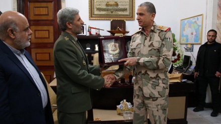 イラン国防大臣、「イランはイラク国民を支援する用意がある」