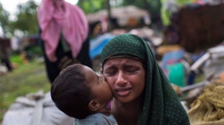 Malaysia Hentikan Kapal Etnis Rohingya di Langkawi 