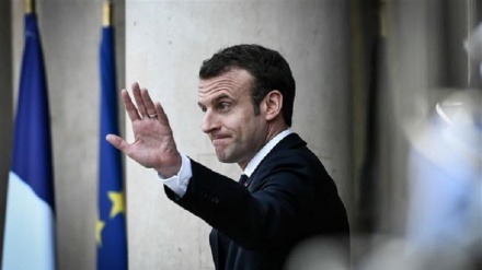 UE: Macron, rischio guerra civile a causa di 