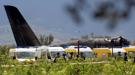Queda de avião na Argélia deixa dezenas de mortos