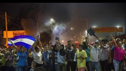 Nicaragua: Nuovi socntri tra polizia e manifestanti per pensioni, 10 morti