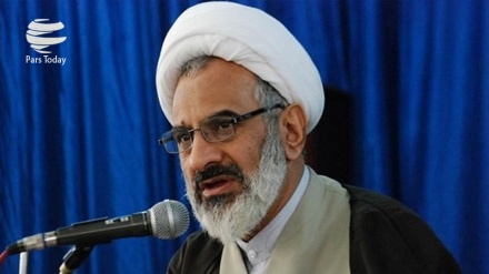 نړیوال استکبار له اسلامي انقلاب سره د مقابلې توان نلري