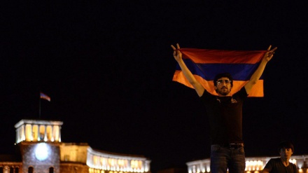 (FOTO) Proteste in Armenia - 3