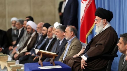 Lideri Suprem i Revolucionit Islamik të Iranit: Irani duke zbatuar Kur’anin, ka rezistuar përball Amerikës dhe ka arritur progres