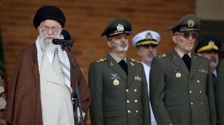 Iran: Gen. Rashid, nemico non metta mai alla prova nostra potenza e non provochi sugli interessi nazionali