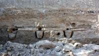 ブルージェルドの城塞の歴史的な浄水システムの発掘