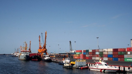 霍拉姆沙赫尔建造8 个旅游码头
