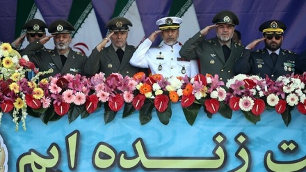 לרגל יום הצבא הלאומי: הוצג הטיל 