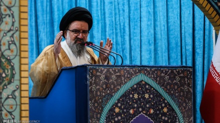 德黑兰周五主麻聚礼演讲者：美国和欧盟均不值得信任