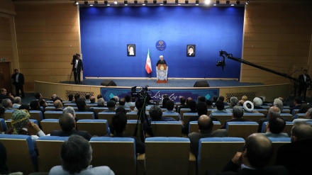 Presidente Rouhani: Poder da cultura, linguagem da arte levam à vitória pública