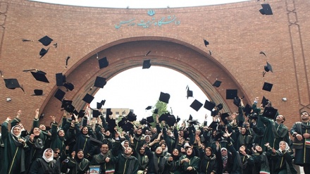 テヘラン教員養成大学の教授らが、世界の優秀な１％の科学者の仲間入り