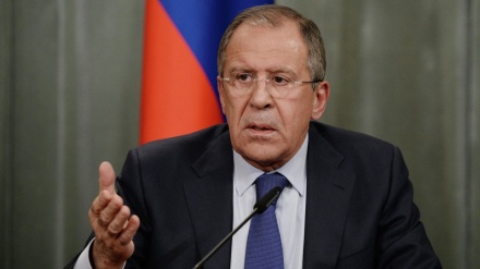 Lavrov Kecam AS karena Menekan Calon Pembeli Senjata Rusia