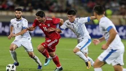 İran milli futbol takımı Özbekistan'ı yendi 