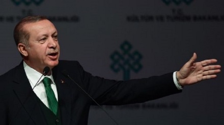 Turchia, Erdogan visiterà la Gran Bretagna martedì