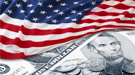 约一半美国人面临经济问题