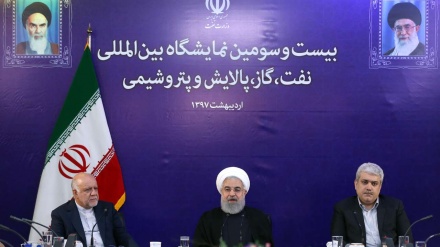 Rouhani: Petróleo, energia 'indústria especial para a diplomacia do Irã, o poder nacional' (+fotos)