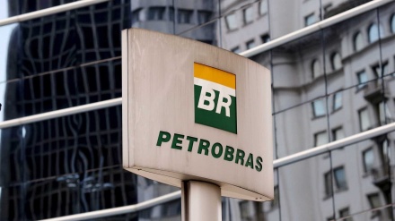 Ações da Petrobras têm queda de 13% na Bovespa