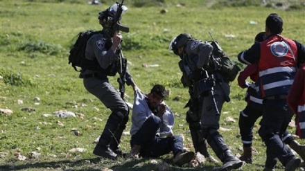 Giornalisti palestinesi contro il disegno di legge israeliano che vieta le riprese di soldati