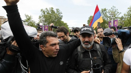Líder da oposição na Arménia eleito primeiro-ministro do país