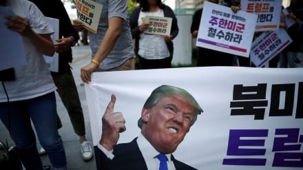 Vendimi i fundit i Trump për Korenë e Veriut sjell protestuesit e Koresë së Jugut në rrugë