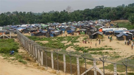 ‘Myanmar forcing Rohingyas to leave no man's land’