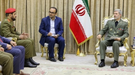 Iran, Oman stress further reinvigoration of military, defense cooperation