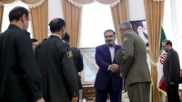 イラン国家安全保障最高評議会のシャムハーニー書記とアフガニスタンのバフラミ国防大臣