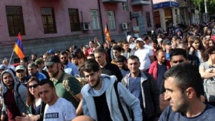 Ermenistan'da Karabağ Anlaşması protesto ediliyor