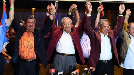 Malaysian opposition wins historic election victory: official results