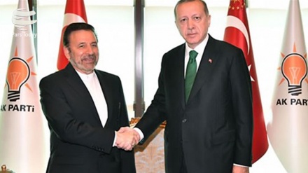 Дидори фиристодаи вижаи раисиҷумҳури Эрон бо раисиҷумҳури Туркия