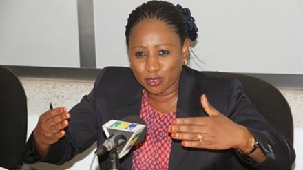 Waziri wa Afya wa Tanzania: Mashine moja ya kupima Corona ilikuwa na matatizo