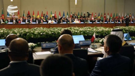 Tırkiyə İstanbulədə bıə islamiyə həmkari təşkilati tojə iclosi bəyoniyə.