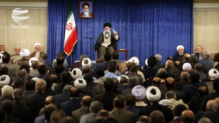 Líder do Irã aponta a inimizade dos EUA com a Revolução Islâmica  (+fotos)