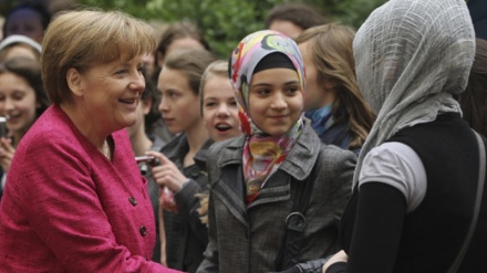 Berlin Larang Guru Muslimah Mengenakan Jilbab Ketika Mengajar