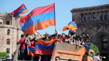 Armenia: ok a candidato opposizione