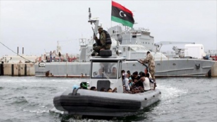 Sojojin Ruwa Na Libya Sun Tseratar Da 'Yan Ci-Rani 104 Daga Nutsewa Cikin Teku